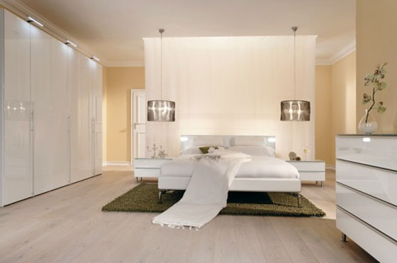 bedroom with white color By Huelsta