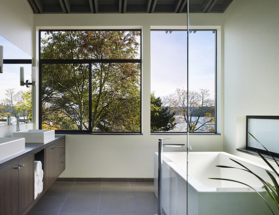 Bathroom Design with Beautiful Scenery from Baan Design