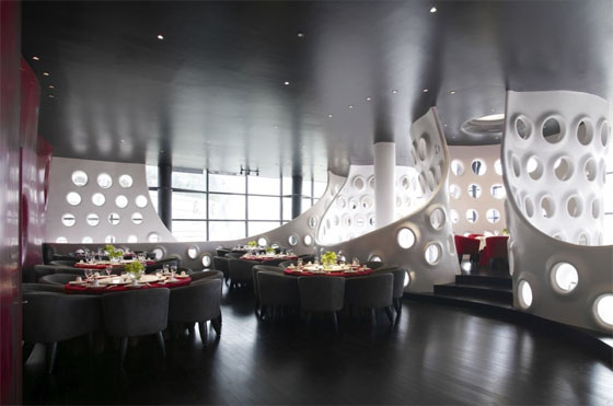 Elegant Restaurant Interior Design by SAKO Architects