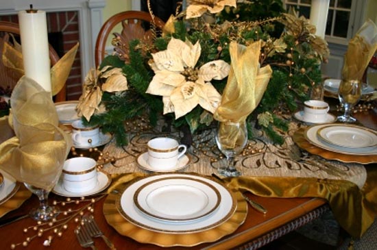 Beautiful Christmas Dining & Tabletop Decorating Beautiful Christmas Dining & Tabletop Decorating 12