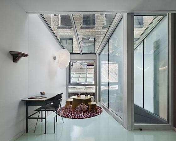 Apartment in New York City with Small Family Apartment in New York City 6
