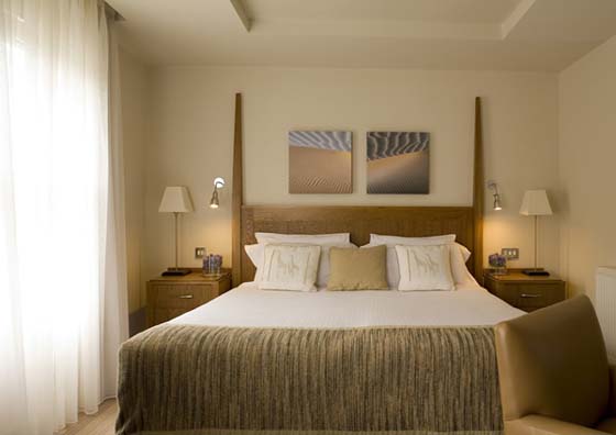 Bedroom Interior of L’Horizon Hotel